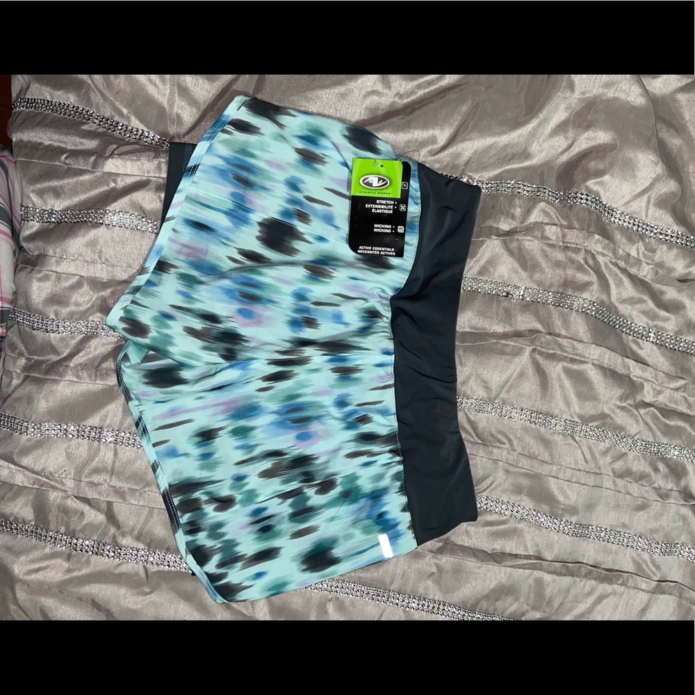 Shorts - Picture 2 of 2
